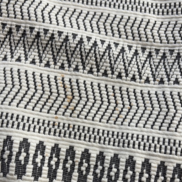 Black and White Patterned Sleeveless Dress by Banana Republic- size 2P - Picture 5 of 6